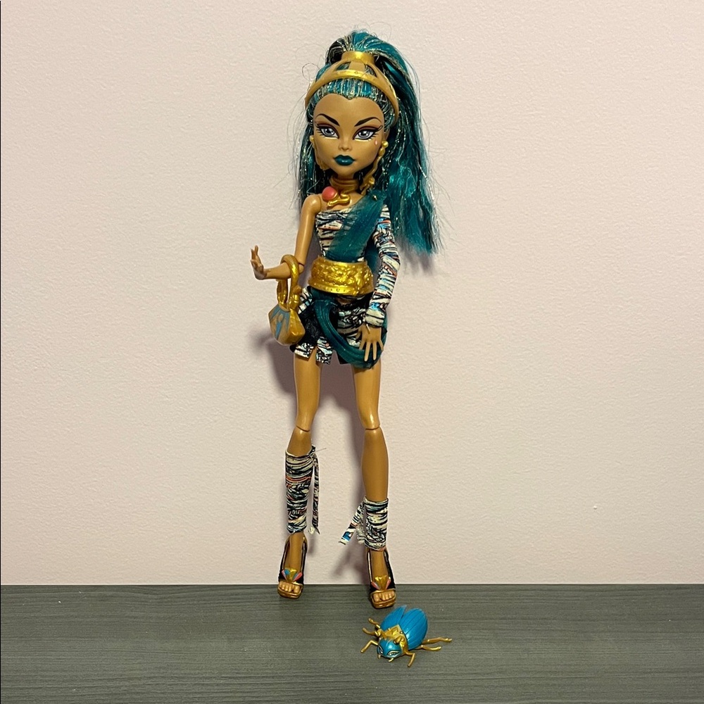 Nefera DeNile Monster high doll wave 3